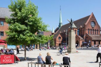Feature image of post Everything you need to know about buying a property in Woking