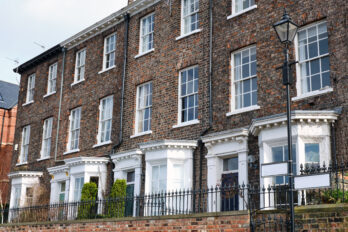 Feature image of post Approaching Your Freeholder for a Lease Extension