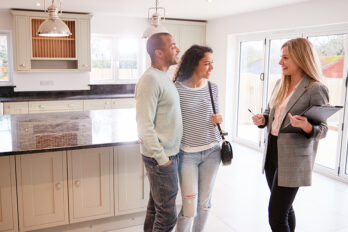 Feature image of post Why Would There Be a Difference in Valuations Price of a Property?